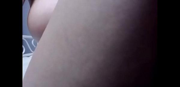  Hot girl pussy fingering live show